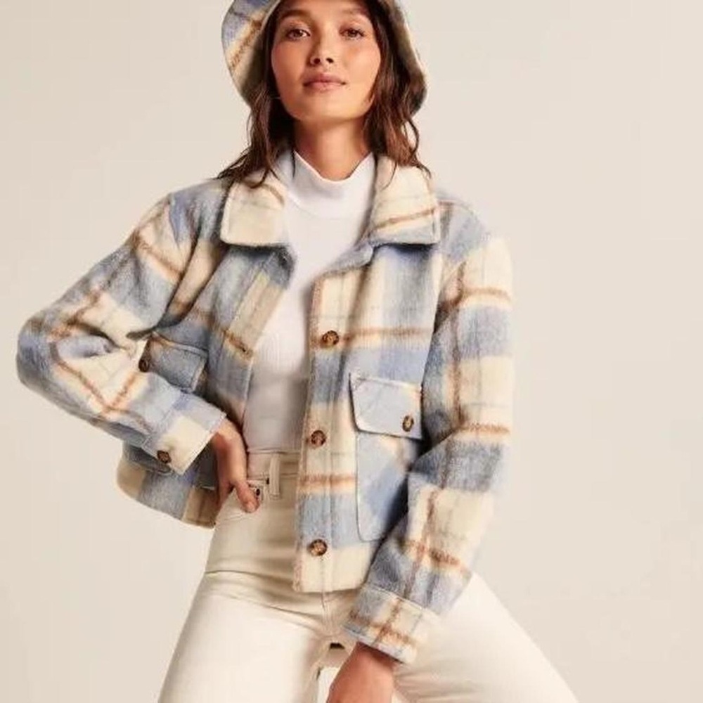 Abercrombie cozy shirt jacket like new size M